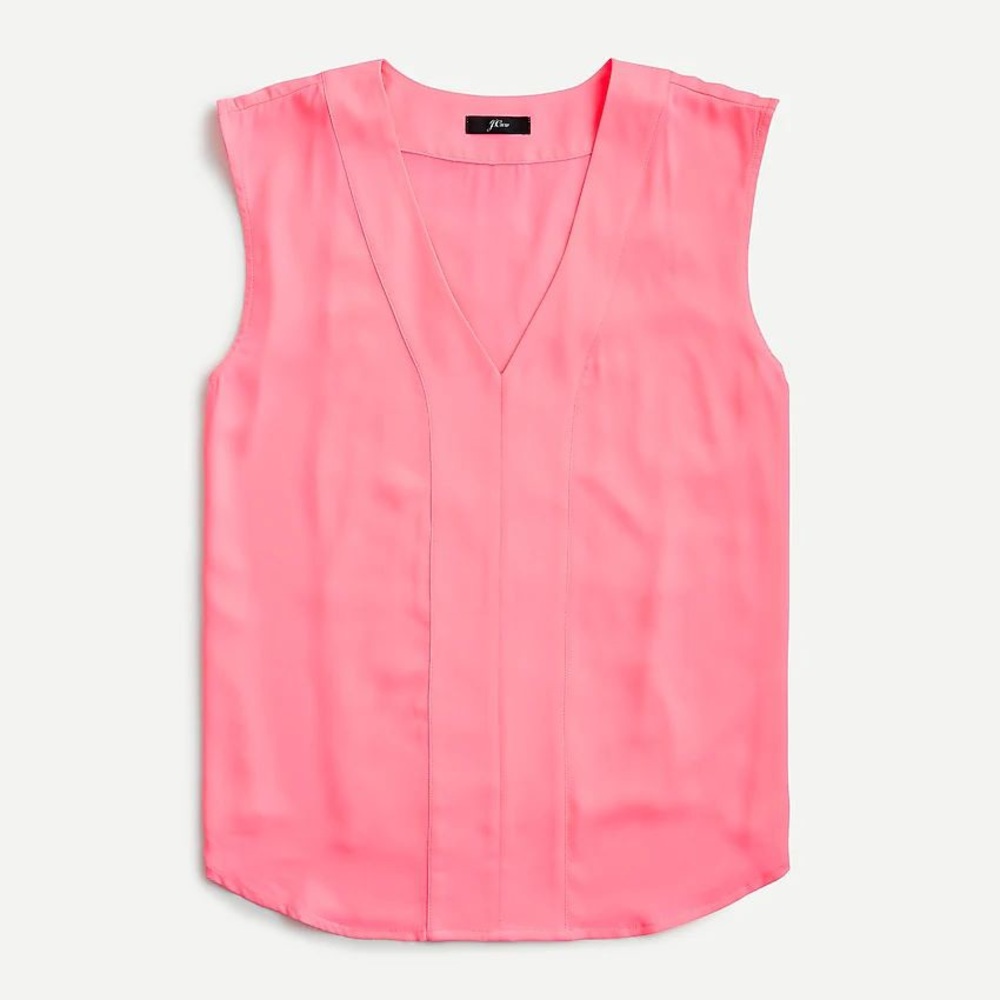 Sleeveless V-neck blouse